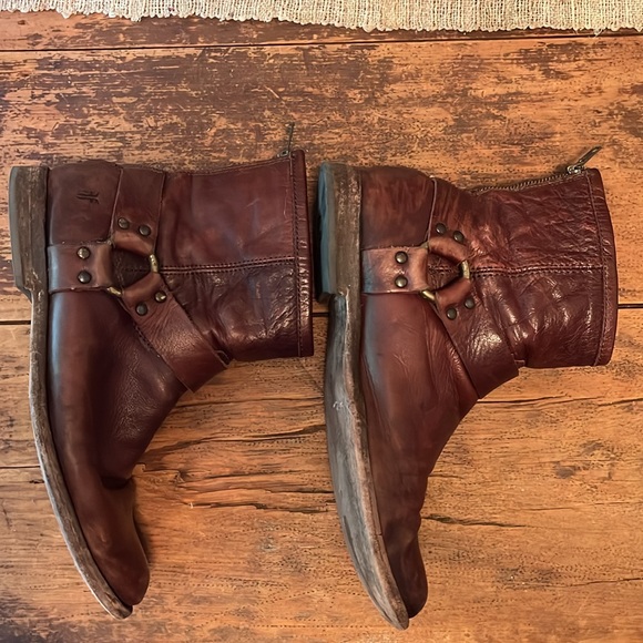 Frye Phillip Harness boots - Picture 3 of 9